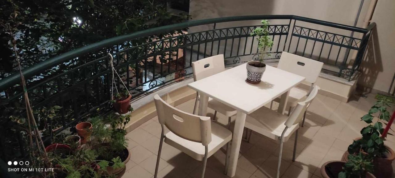 Pylaia Comfortable Apartment 2 Szaloniki Kültér fotó